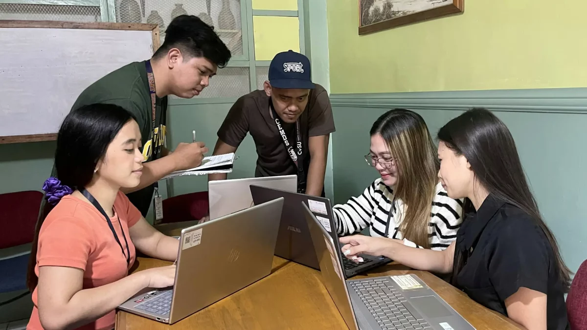 From the left: Realyn Grace M. Francisco, Mark Niño F. Monceller, Alvin L. Sulde, Mylene O. Atienza, and Jonahlyn N. Marahay)